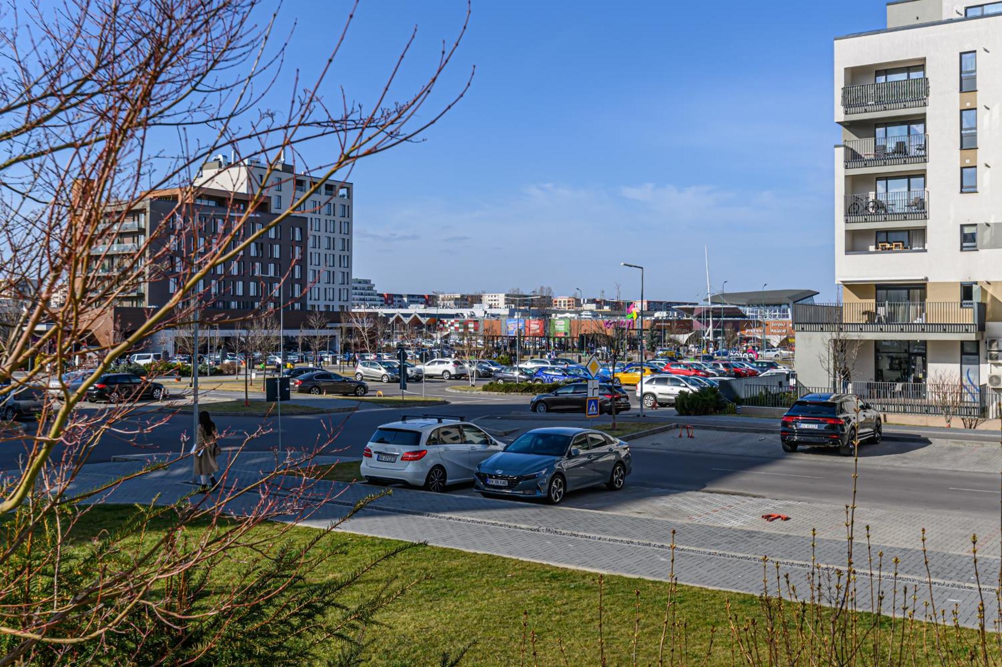 Jad - Luxury 3 Rooms & 2 Rooms Apartments In Kasper, Near Coresi Mall Braşov Eksteriør billede
