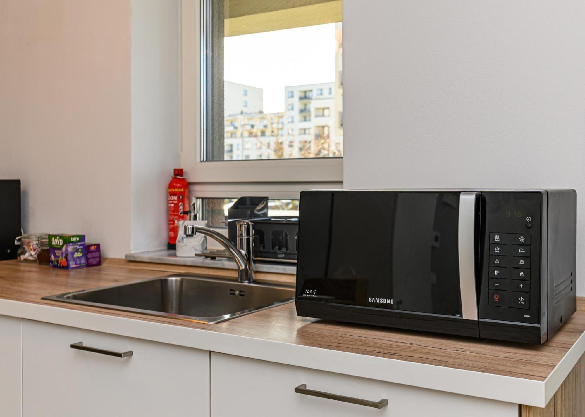 Jad - Luxury 3 Rooms & 2 Rooms Apartments In Kasper, Near Coresi Mall Braşov Eksteriør billede