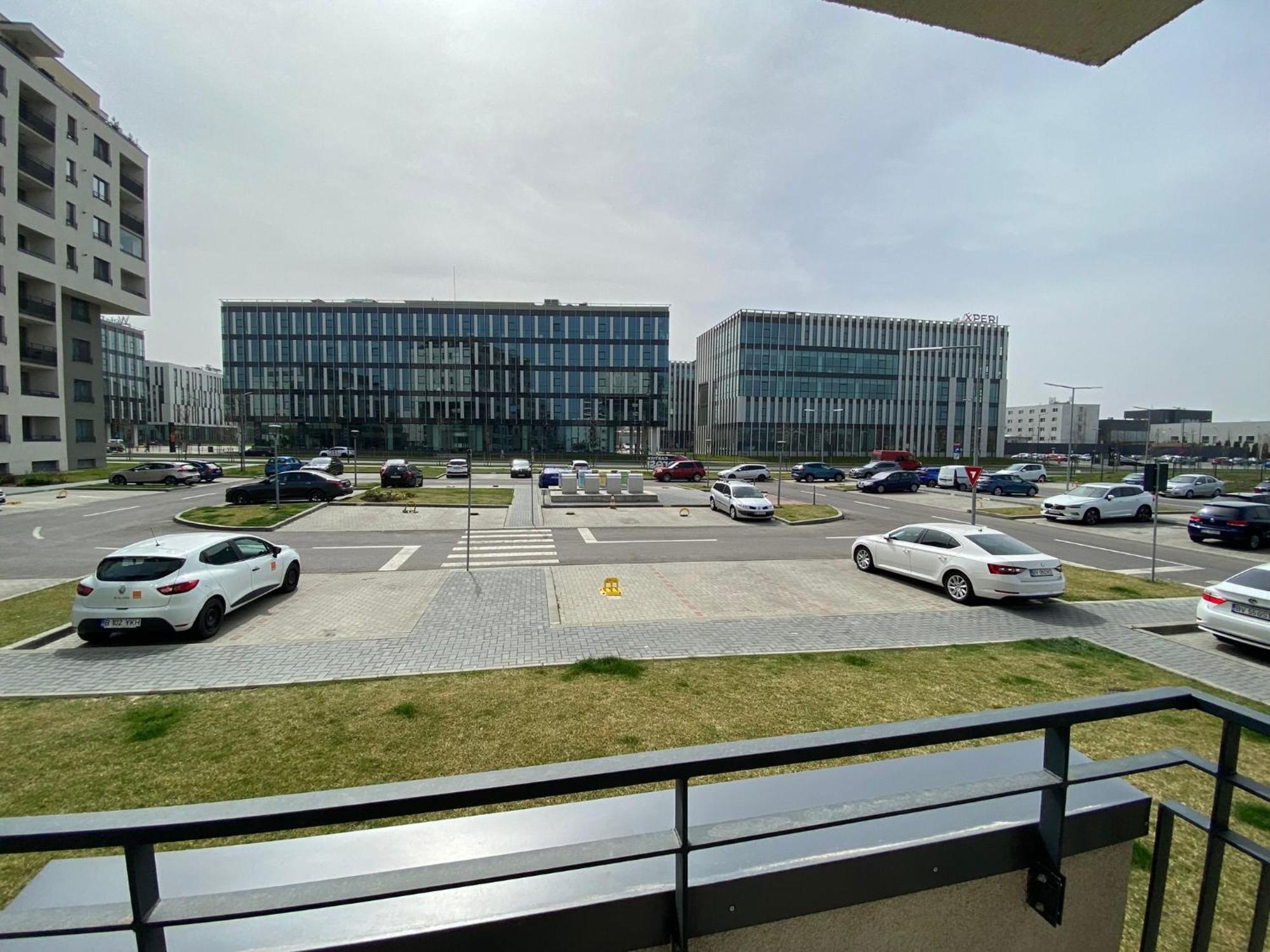 Jad - Luxury 3 Rooms & 2 Rooms Apartments In Kasper, Near Coresi Mall Braşov Eksteriør billede