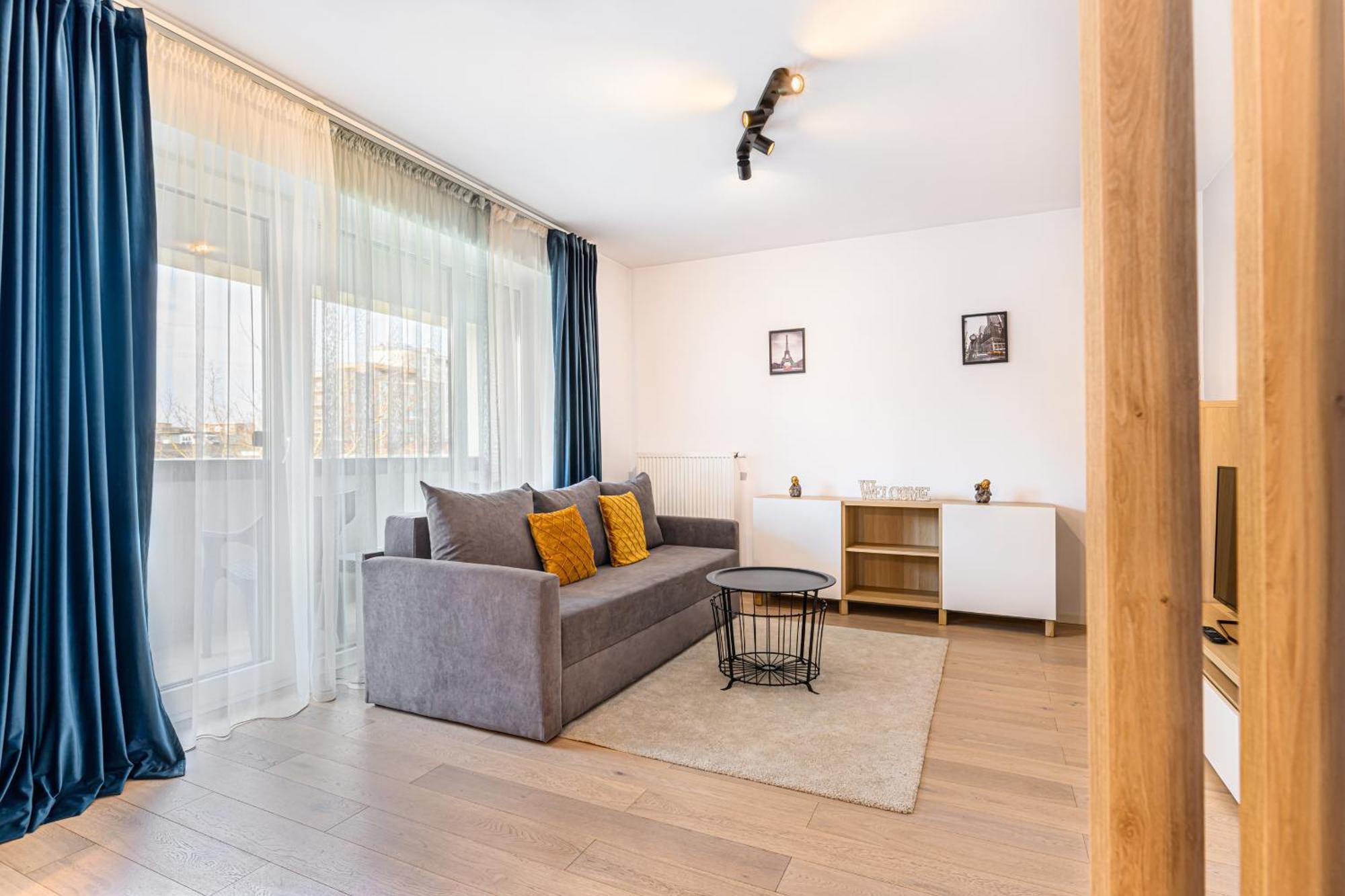 Jad - Luxury 3 Rooms & 2 Rooms Apartments In Kasper, Near Coresi Mall Braşov Eksteriør billede