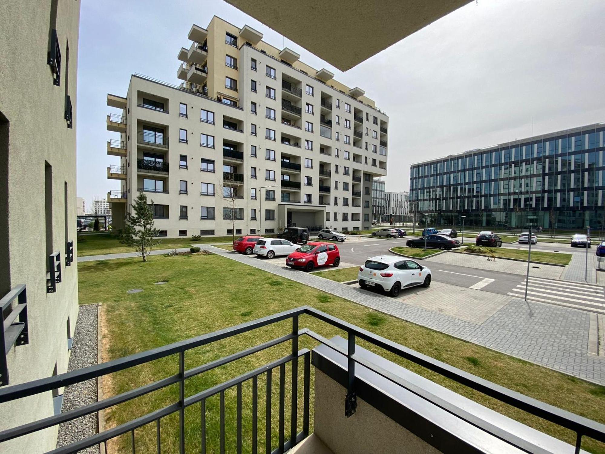 Jad - Luxury 3 Rooms & 2 Rooms Apartments In Kasper, Near Coresi Mall Braşov Eksteriør billede