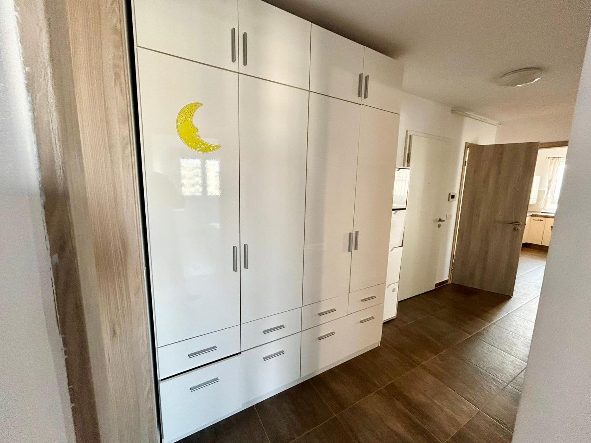 Jad - Luxury 3 Rooms & 2 Rooms Apartments In Kasper, Near Coresi Mall Braşov Eksteriør billede